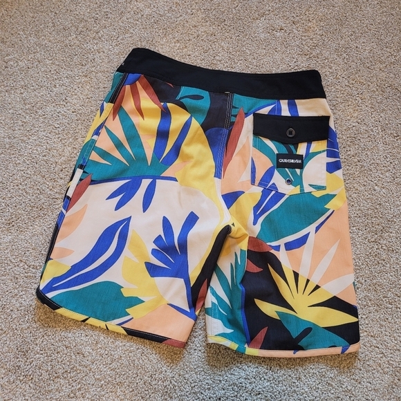 Quiksilver Highline Tropical Flow 19'' Size 27 - Picture 6 of 6